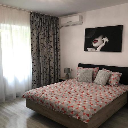 Centre Home Mazepa Galati  Bagian luar foto