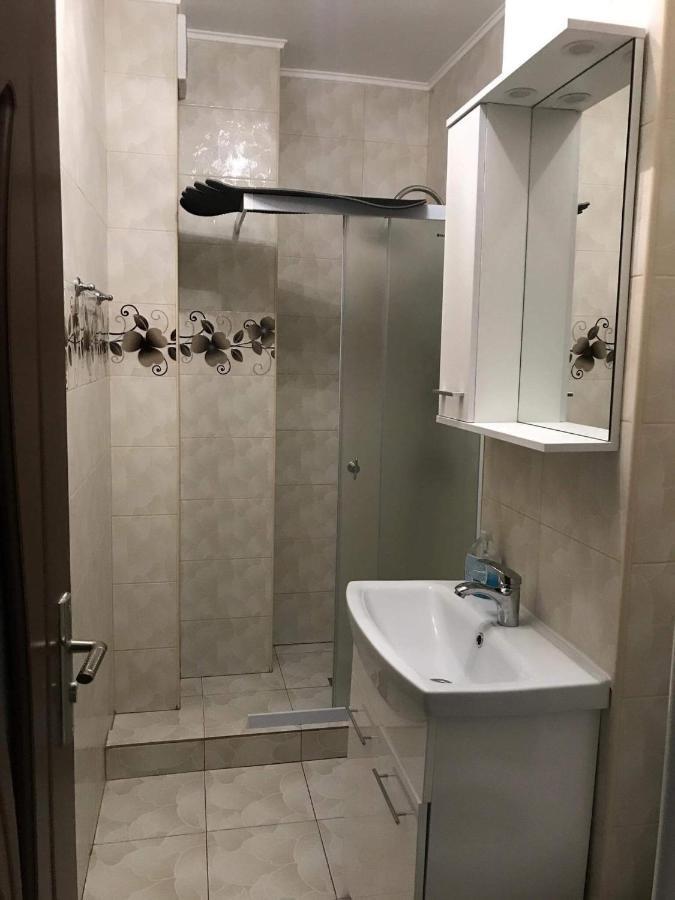 Centre Home Mazepa Galati  Bagian luar foto